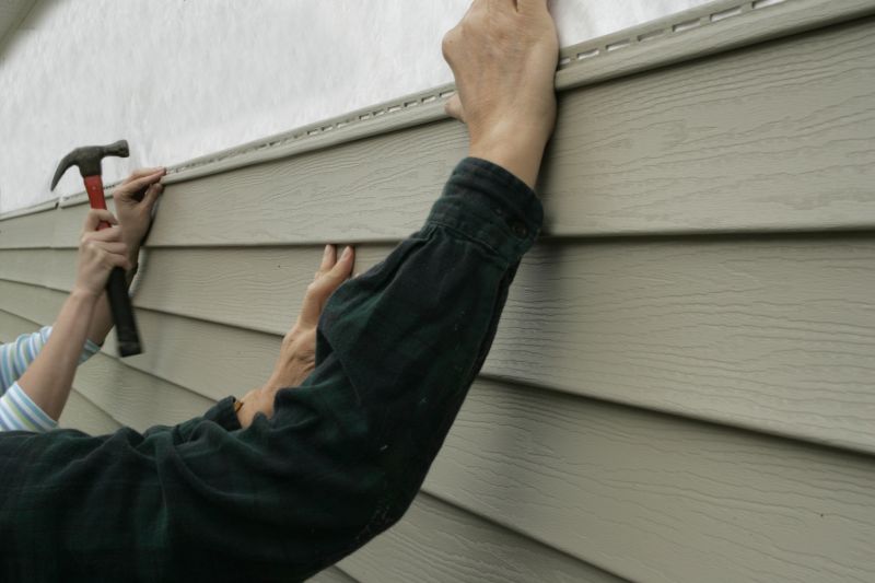 Vinyl Siding Repair Image 8