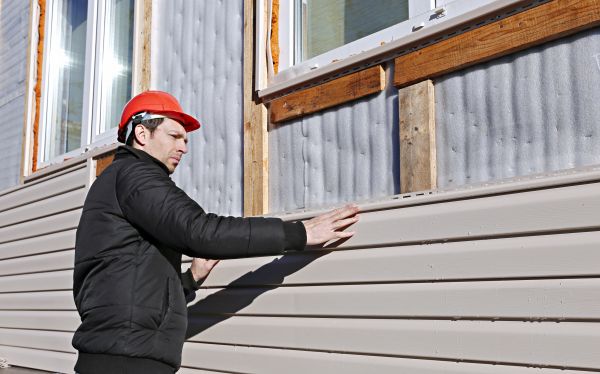 Cost of Vinyl Cladding Repair in Athens