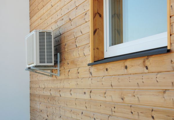 Cost of Pine Wood Siding Installation in Athens