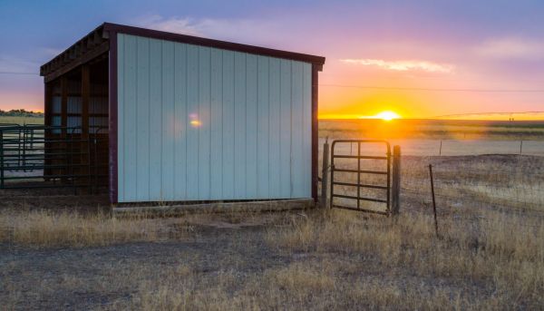 Cost of Pole Building Siding Service in Athens